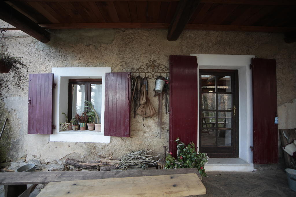 Centro Trekking A Cavallo Monte Brugiana Guest House Massa  Exterior photo
